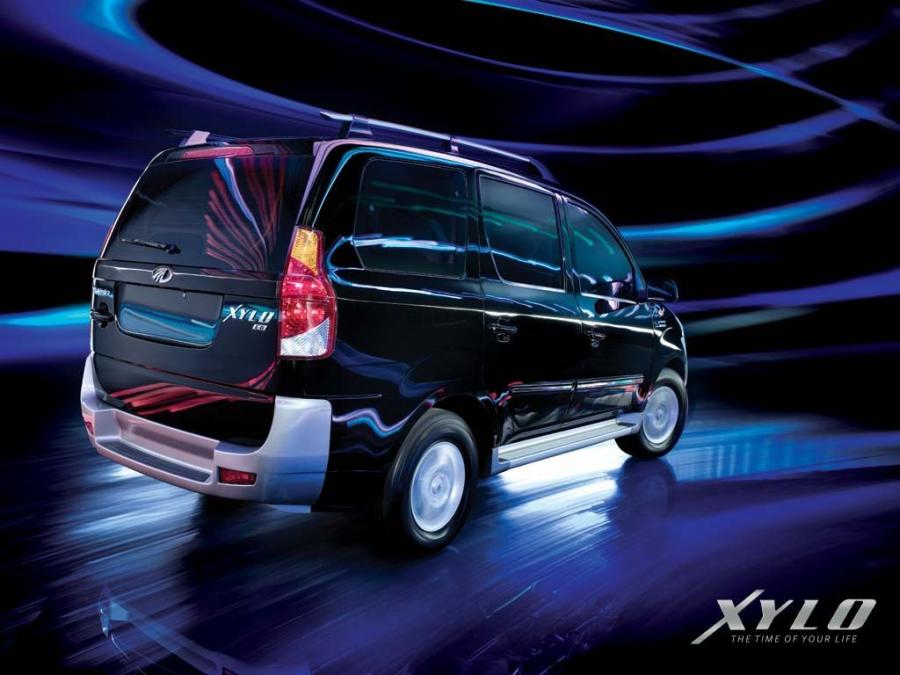  Mahindra XYLO 2009 года  (фото 3 из 10)